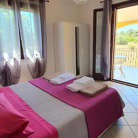 Artemisia Bed & Breakfast SantʼAnna Arresi