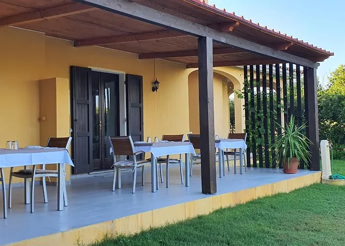 Bed & Breakfast Artemisia SantʼAnna Arresi